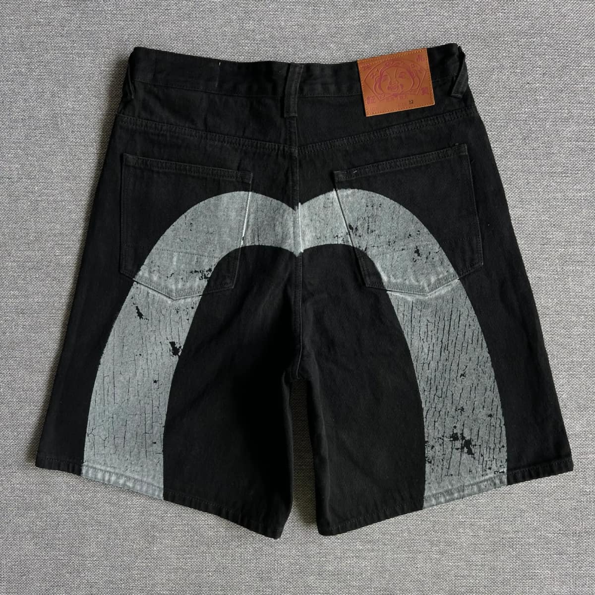 EVISU JORTS PRETOOO.jpg